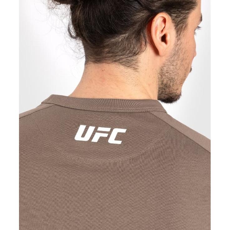 T-shirt a maniche lunghe UFC By Adrenaline Fight Week - bronzo / marrone