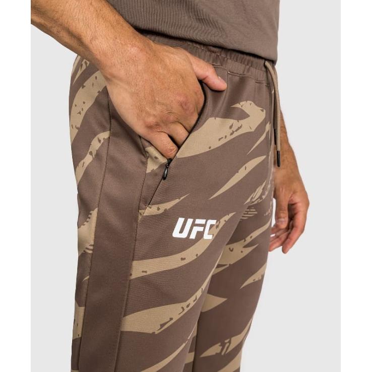 Pantaloni della tuta UFC By Adrenaline Fight Week - mimetica desertica